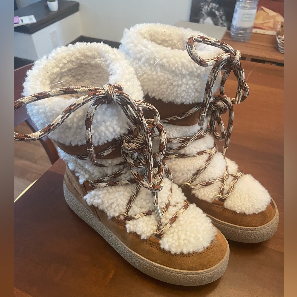Shearling Moonboots